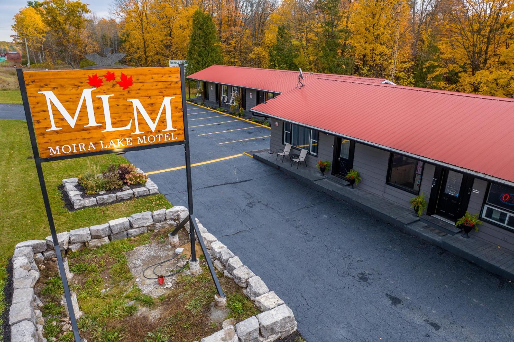 Moira Lake Motel Madoc Exterior photo